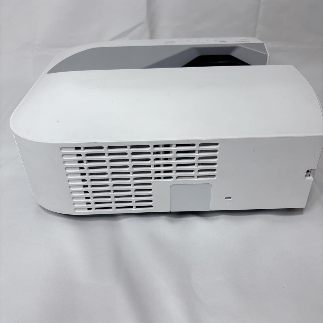 CASIO DLP XJ-UT351WNプロジェクター 本体＋壁掛金具YM-81