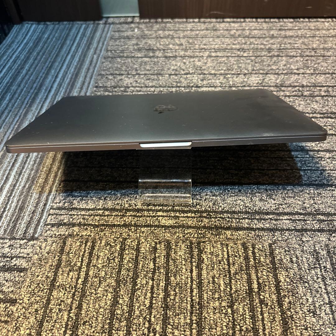 MacBook Pro 2018 13インチ 8GB 512GB 11