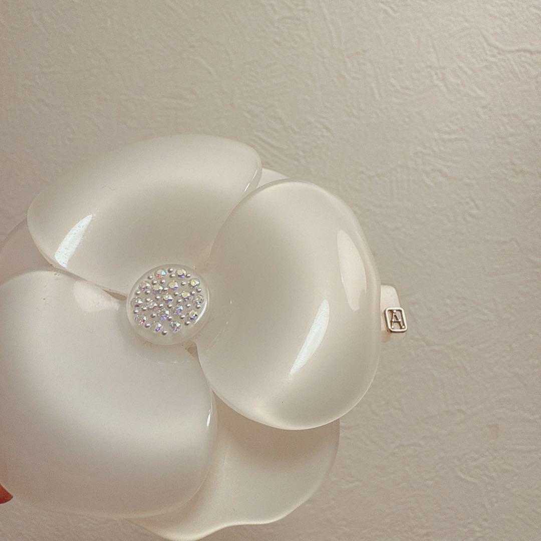 アレクサンドルドゥパリ　カメリアバレッタ