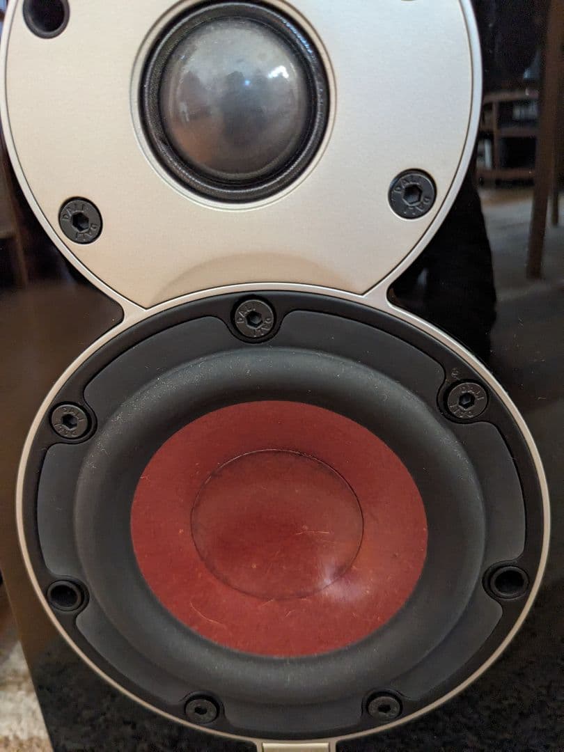 スピーカー・ウーファー DALI MENUET BLACK Made in Denmark