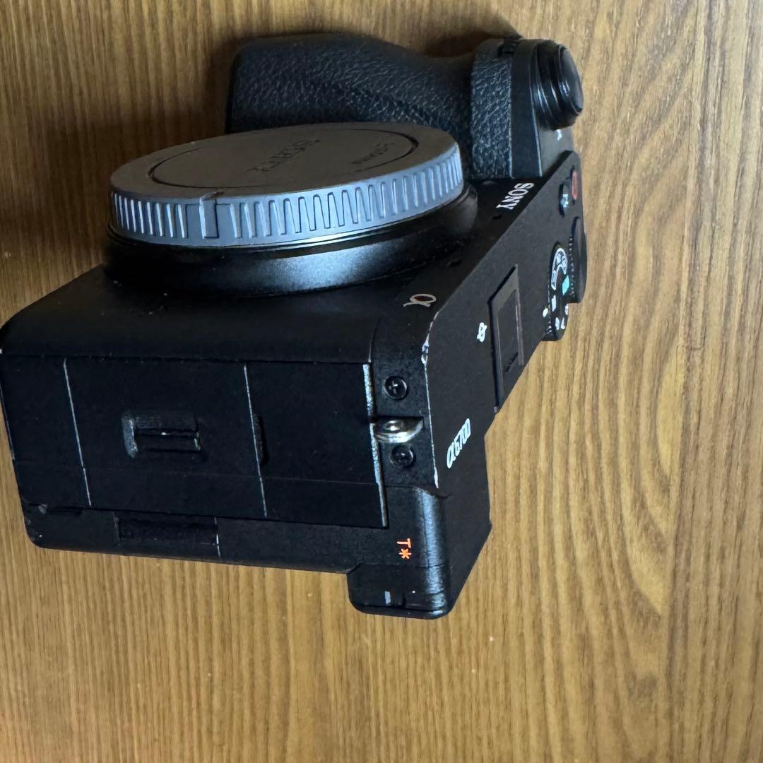 SONY α6700 本体　Gレンズ付き　おまけ付き