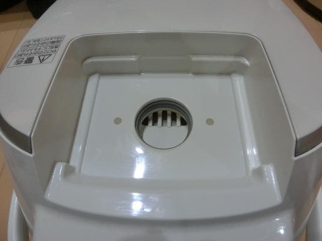 パナソニック 5.5合 炊飯器 圧力IH式 おどり炊きホワイトSR-PB105