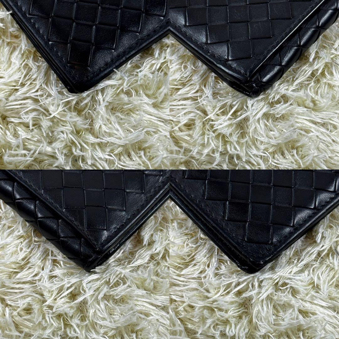 人気✨ボッテガヴェネタ　カードケース　二つ折り　イントレチャート　黒　レザー