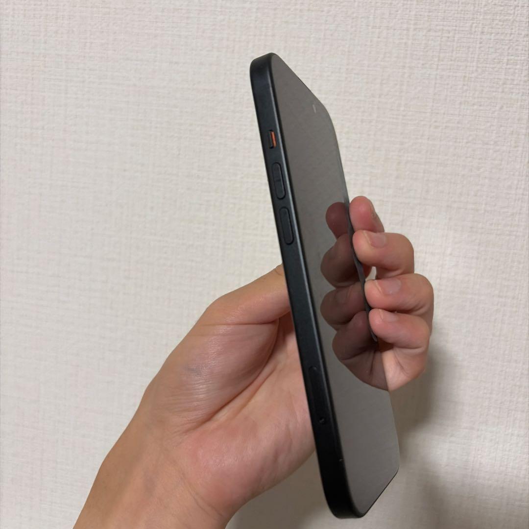 iPhone 15 ブラック 128GB（箱あり）