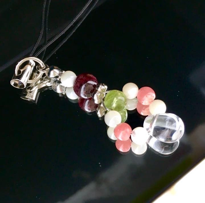 特別★開運・御守り★ゆらゆら可愛い♡パワーストーンストラップ