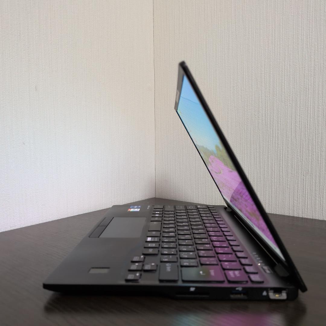 11世代i7 薄型✨ 富士通 LIFEBOOK U9311F 16G 256GB