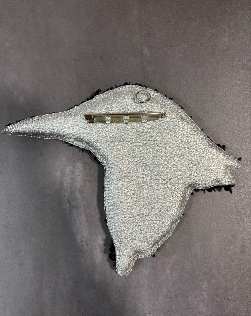 【ハシボソガラス】ビーズ刺繍ブローチバッグチャーム