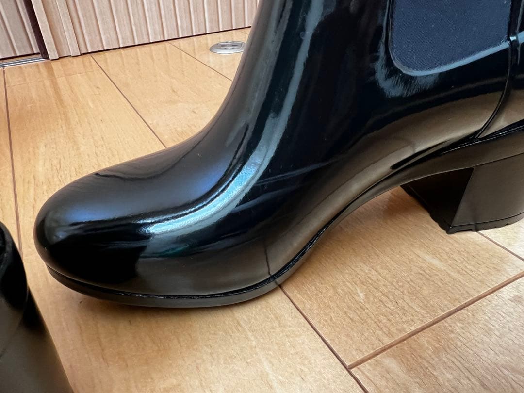 HUNTER レディースリファインドグロスミッドブーツ・ブラック　箱付