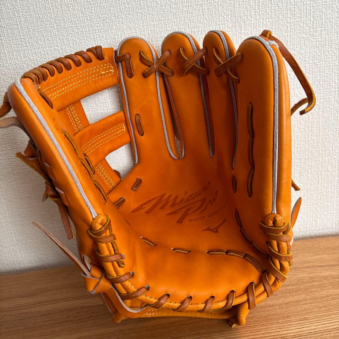 秀*様 ミズノプロ　硬式用　内野　グラブ　グローブ　定価69,300円　サイズ1