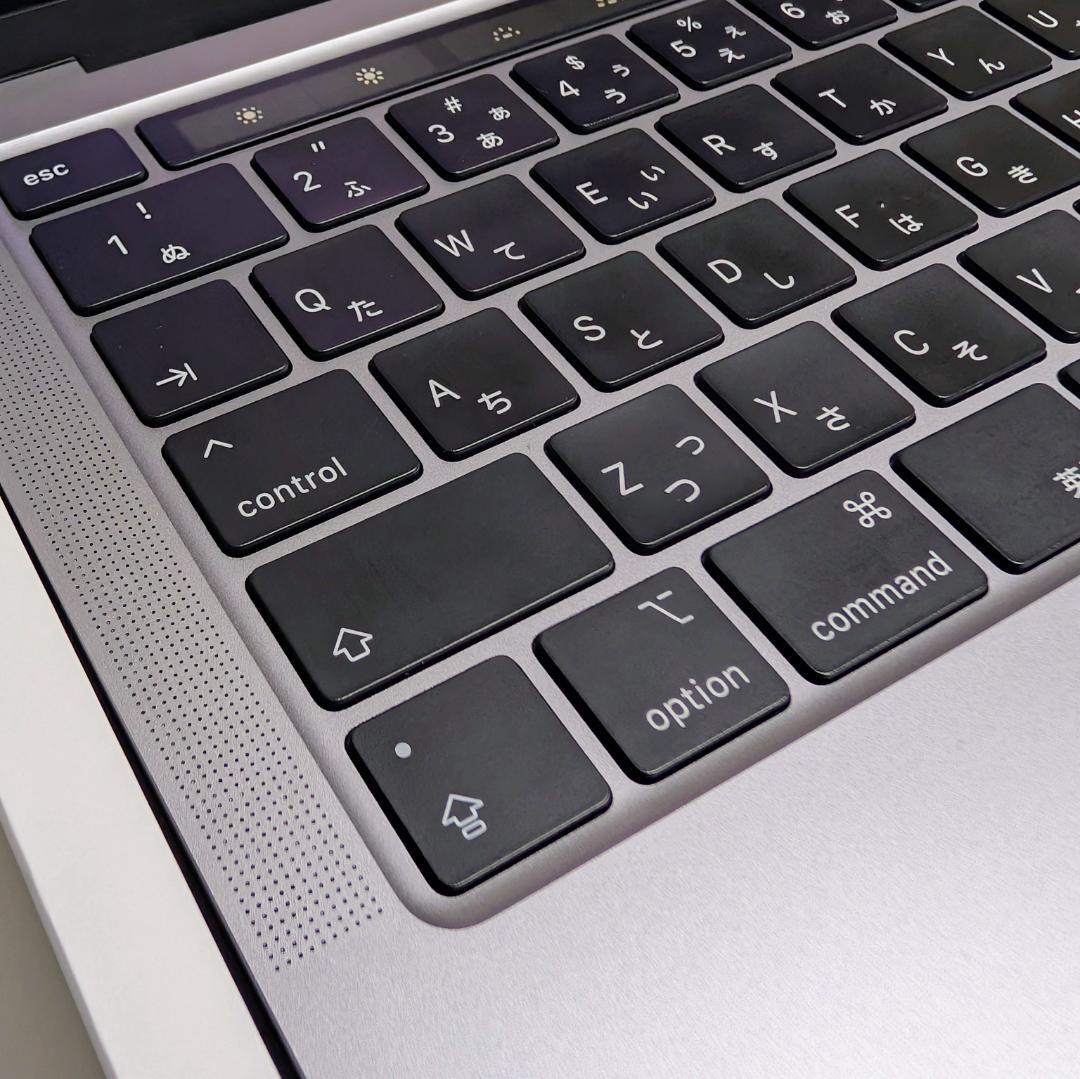 MacBook Pro 13インチ 2020 512GB 充放電118回