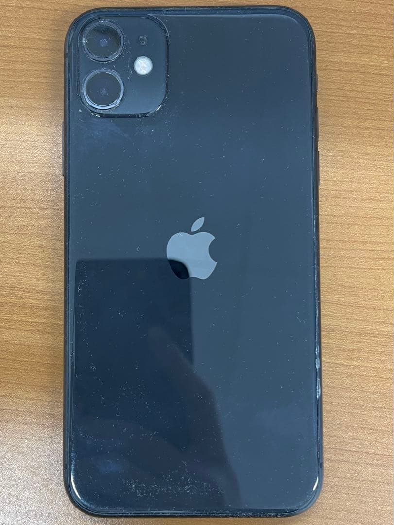 B*︎様 動作確認済み iPhone 11 64GB ID E4335