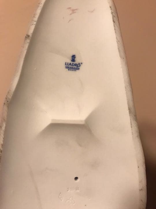 リヤドロ　白い馬の少女