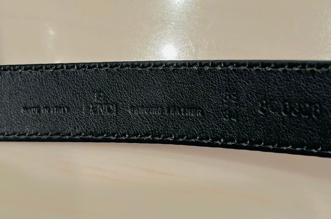 FENDIベルト　黒　パテント　フェンディベルト　85サイズ