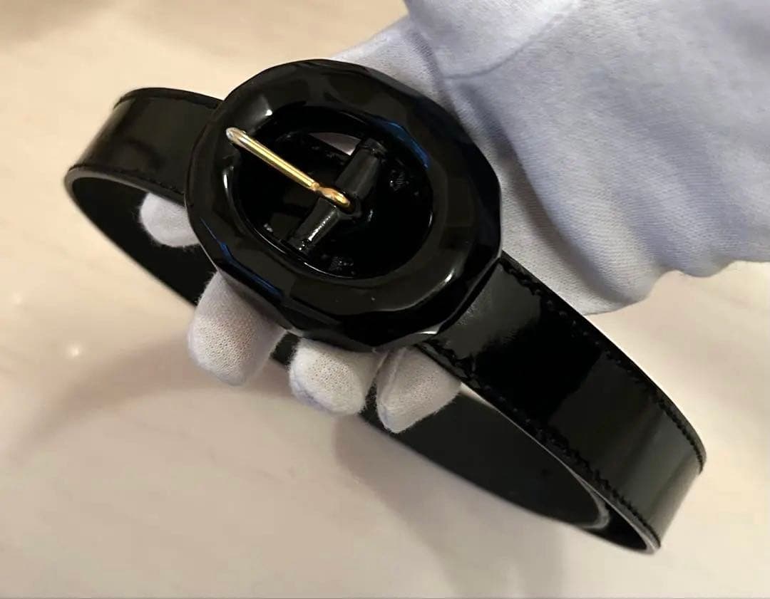 FENDIベルト　黒　パテント　フェンディベルト　85サイズ