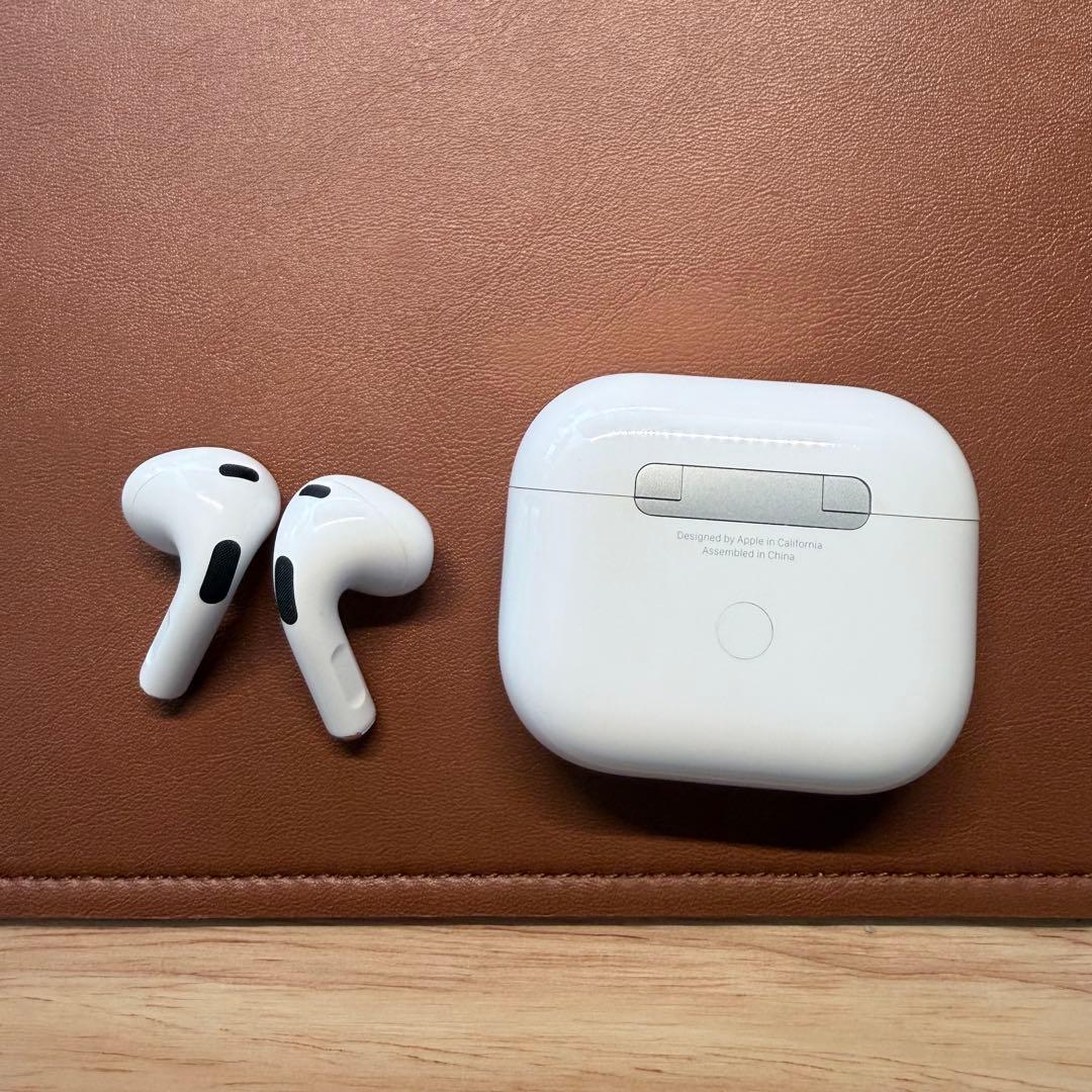 AirPods 第3世代 正規品 Lightning充電 MagSafe