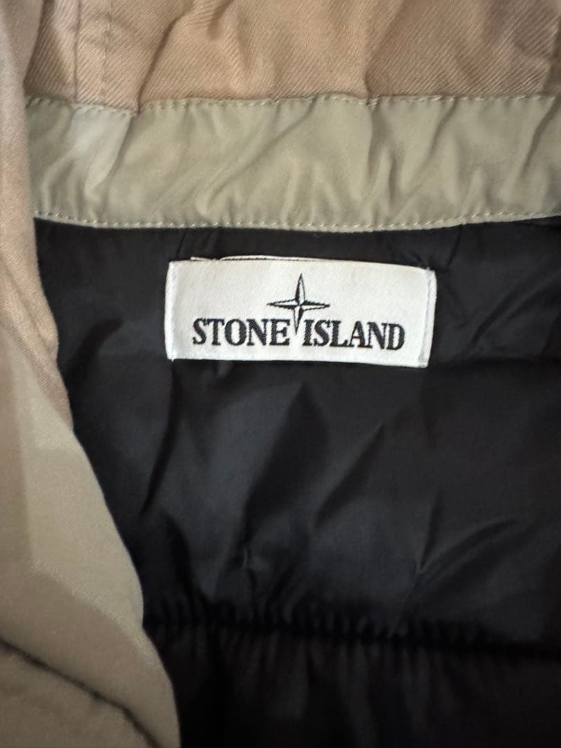 ストーンアイランド　ダウンジャケット