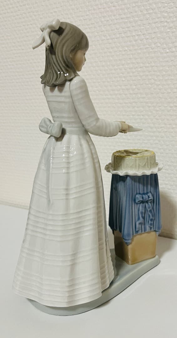 【美品】LLADROリヤドロ『CUTTING BIRTHDAY CAKE』