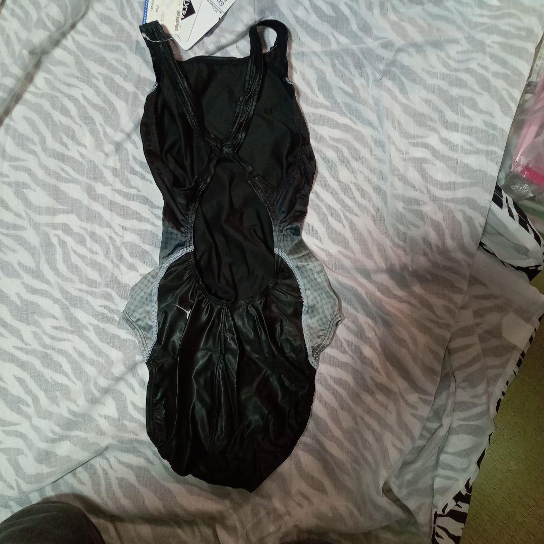 ゆ*き様 アリーナ　 FAR-5524WL ブラック/グレー 競技用水着