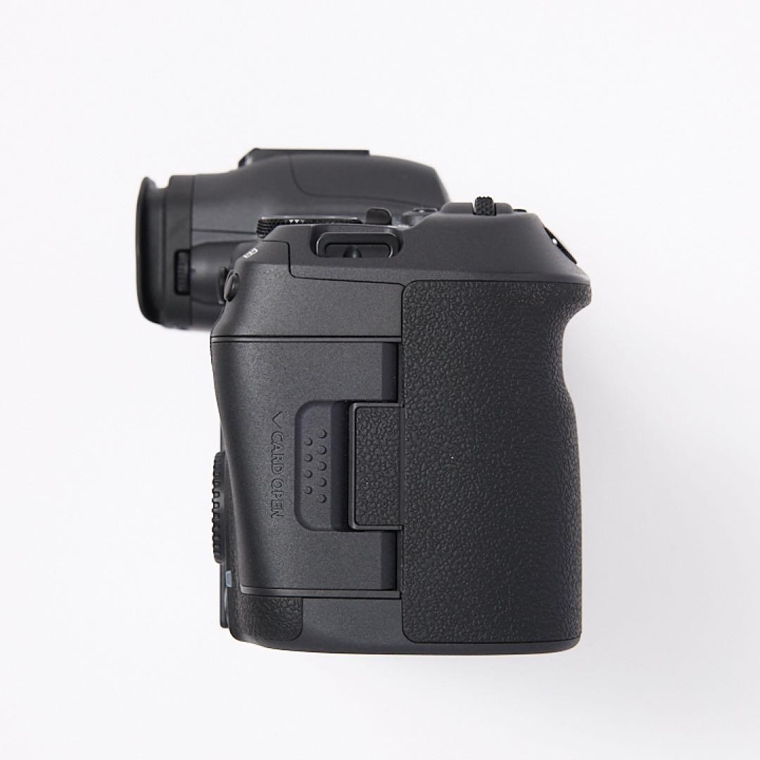 【即日発送／美品】EOS R5mark2 mark II 4500万画素