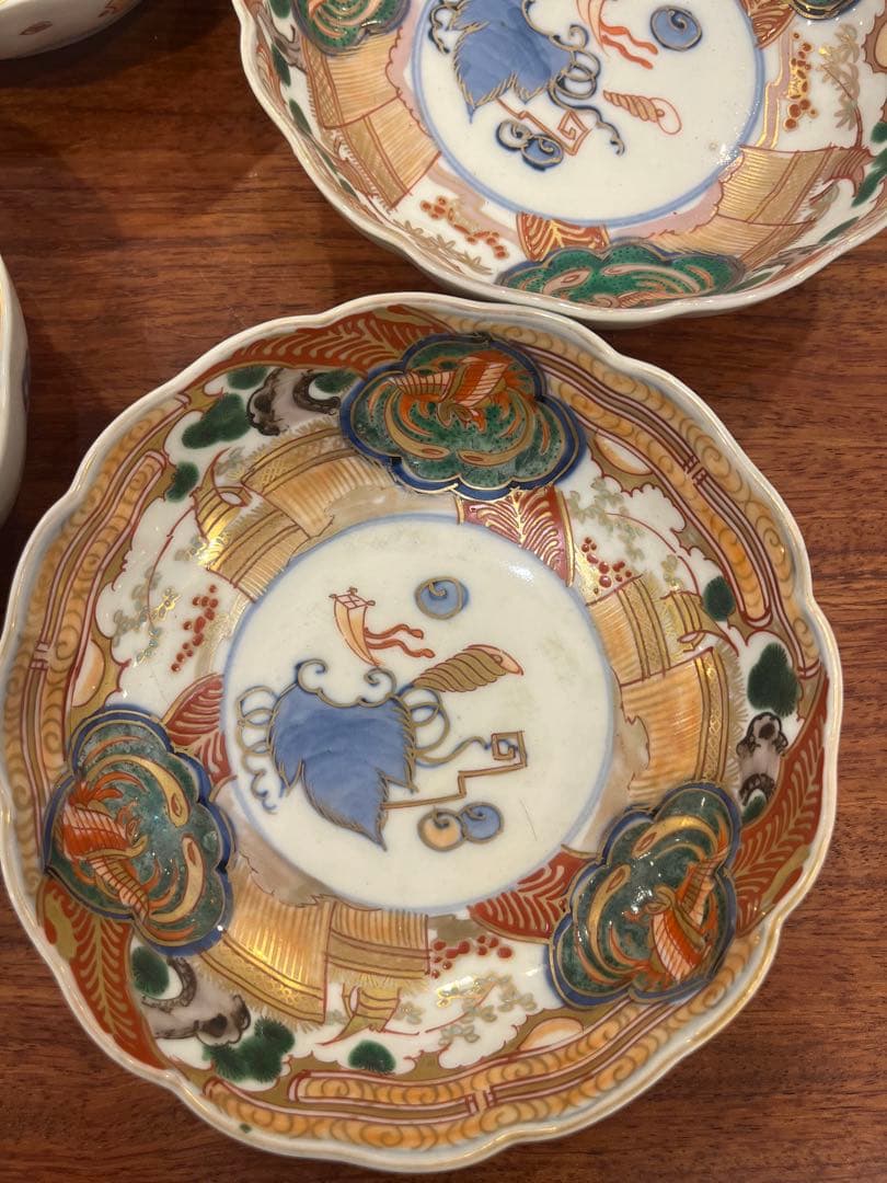 【手描き一点物】古伊万里 染錦 松竹梅 宝尽くし 15.5cm 4客 縁起物