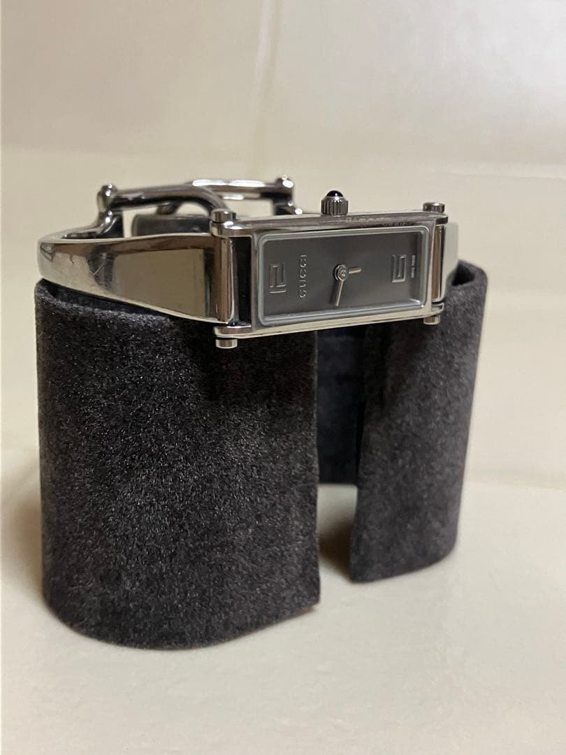 訳あり　電池切れ　グッチ　1500L 時計　シルバー　文字版グレー