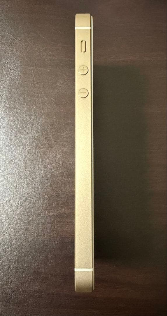 の*り様 極美品‼︎ 【iPhone SE】 第一世代 16GB ゴールド
