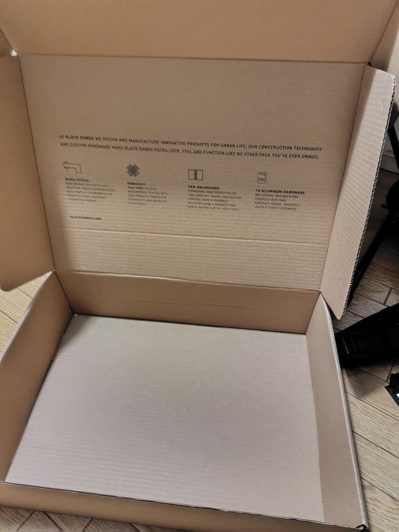 BLACK EMBER FORGE30 現行 未使用 ショルダーストラップ等あり