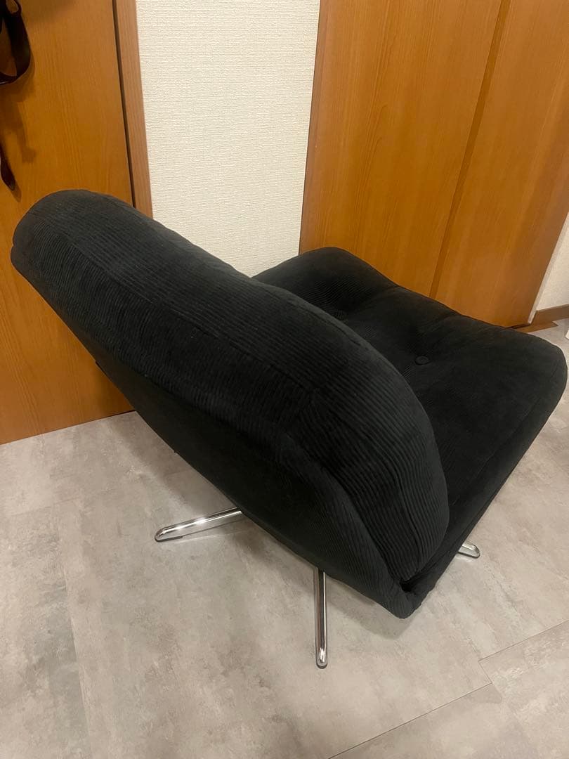 中古品　イケア　DYVLINGE 一人掛け回転パーソナルチェア ブラック