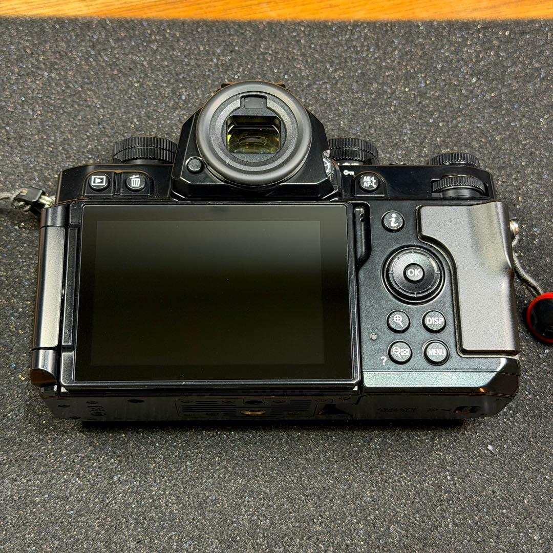 Nikon zf 40mmf/2レンズキット＋thypoch simera