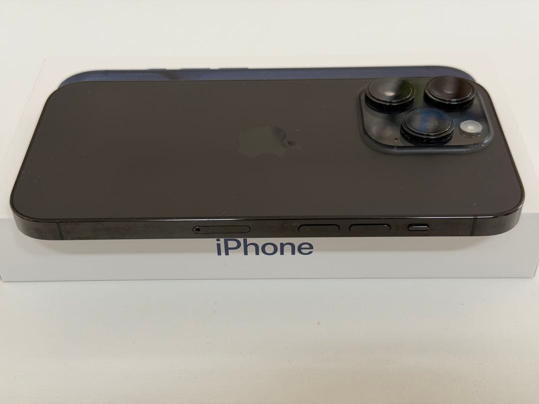 Apple iPhone 14 Pro 256GB スペースブラックSIMフリー