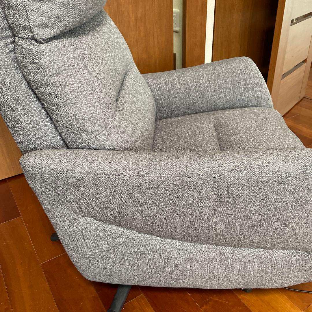 2024年ニトリ購入　電動布張りリクライニングパーソナルチェア