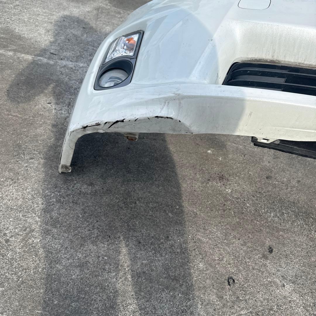 ZVW30 プリウス フロントバンパー 2010年モデル