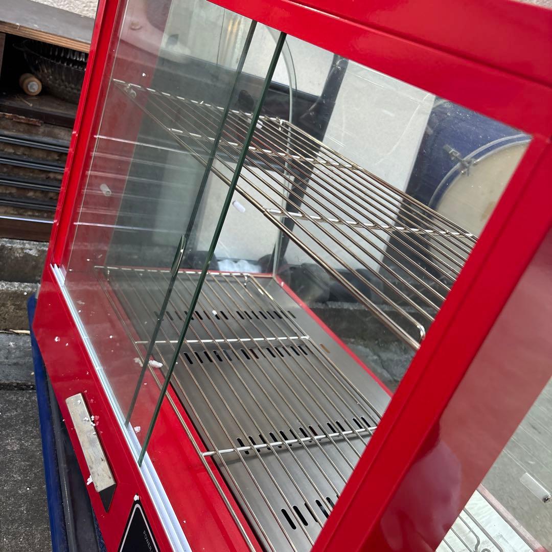 赤いガラスショーケース 中型未使用品傷あり