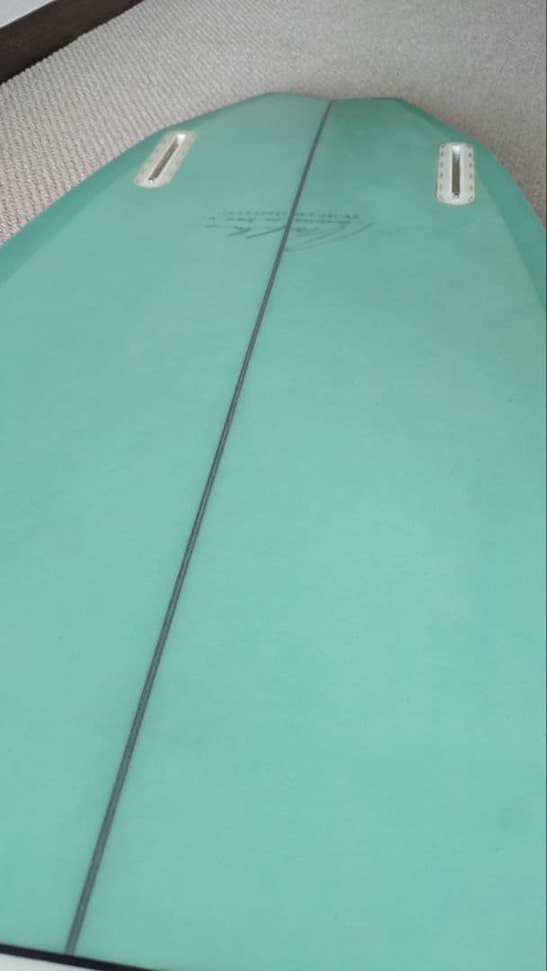 ALBUM SURFBOARD TWINSMAN 5'6\" ツインフィン