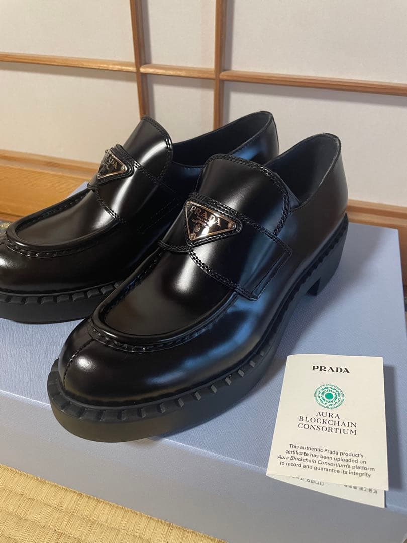 【新品未使用品】PRADA ブラックローファー　ブラッシュドレザー　23.5㎝