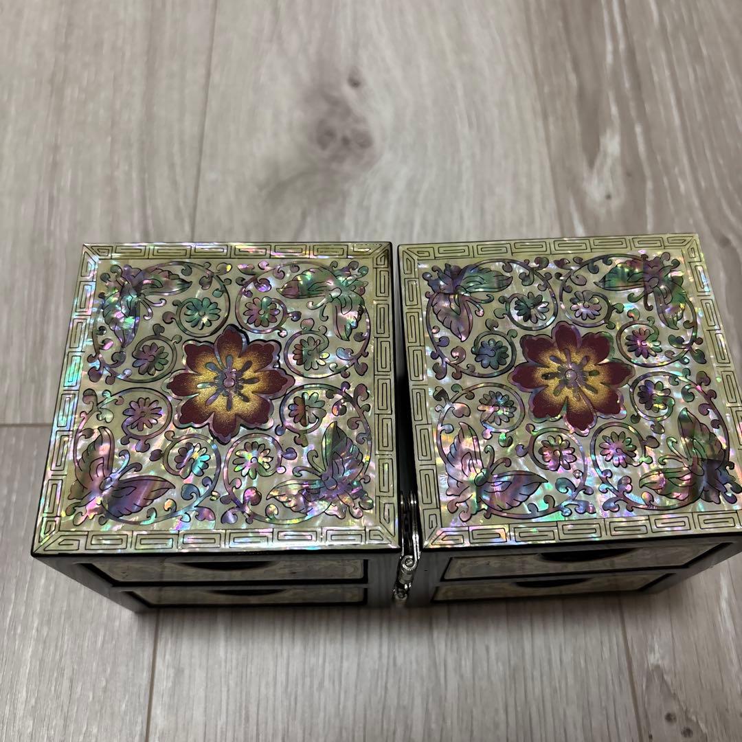 螺鈿細工 宝石箱　ジュエリーボックス 小物入れ　アクセサリーケース　ピンク系　蝶