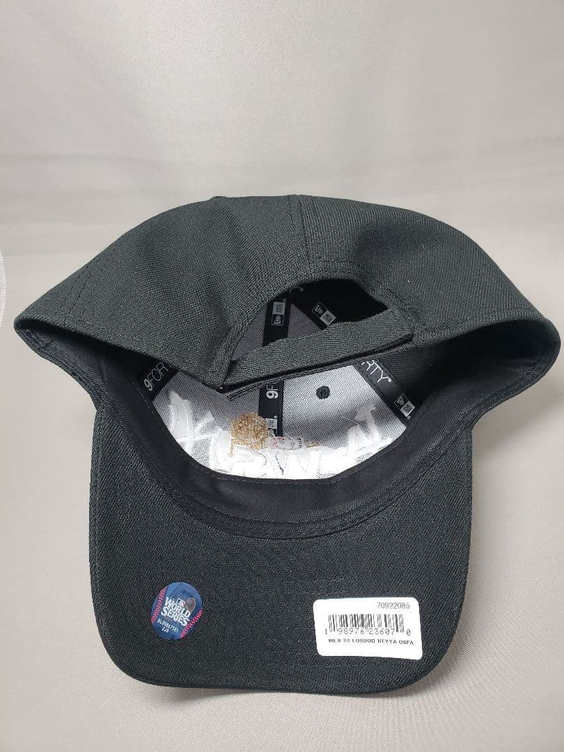 ワールドシリーズキャップ・ボール・冊子セット　ドジャースVSヤンキース 大谷翔平