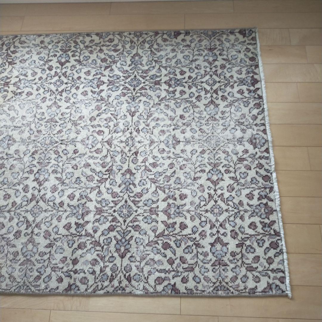 美品●114×188 　トルコ　ヴィンテージラグ