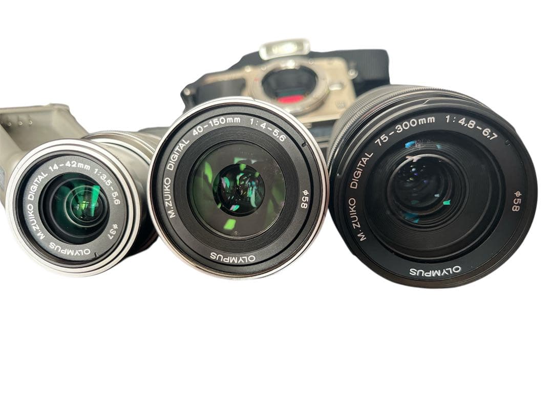 オリンパス E-PL5 ミラーレスー眼 レンズ　3個付き　送料込み