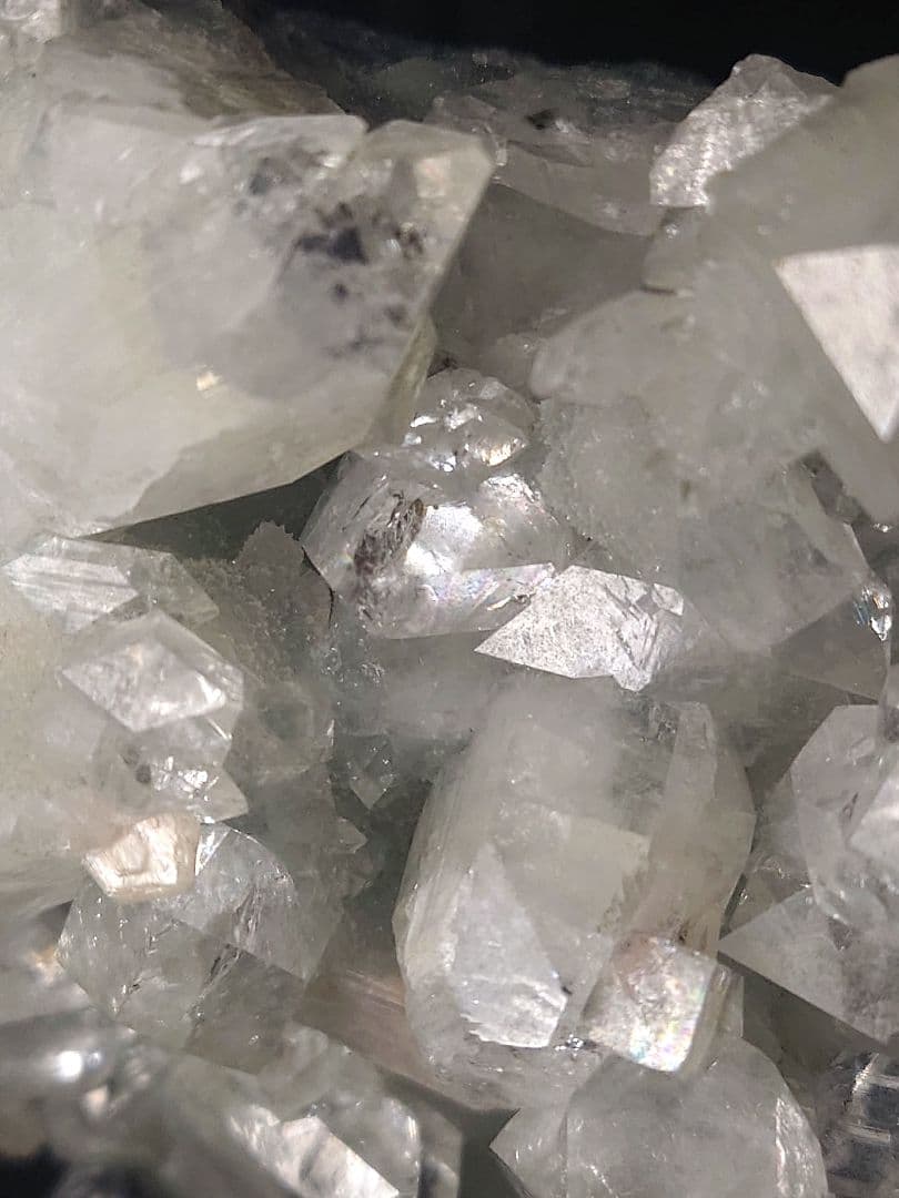 アポフィライトクラスター キラキラ 魚眼石