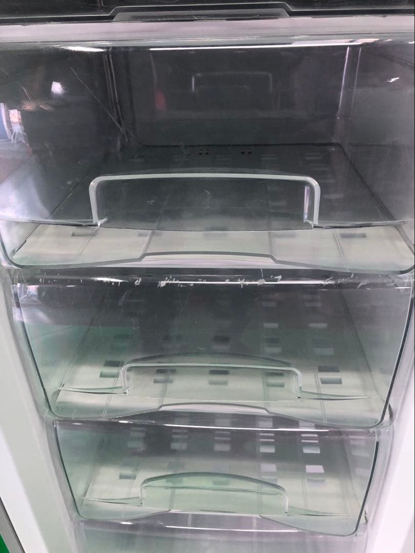 ☆地域限定送料無料☆工場整備品☆ヤマダセレクト ワンドア冷凍庫 シルバー　A