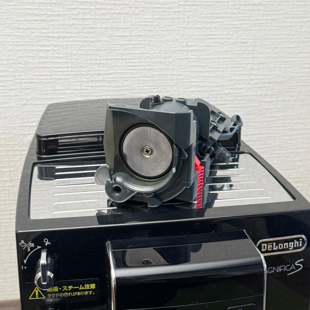 デロンギ マグニフィカS ECAM23120B エスプレッソマシン