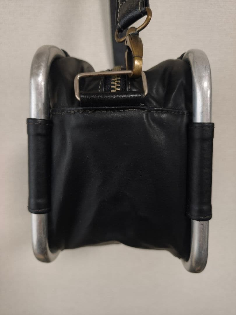 Jean Paul GAULTIER パイプフレーム ミニショルダー