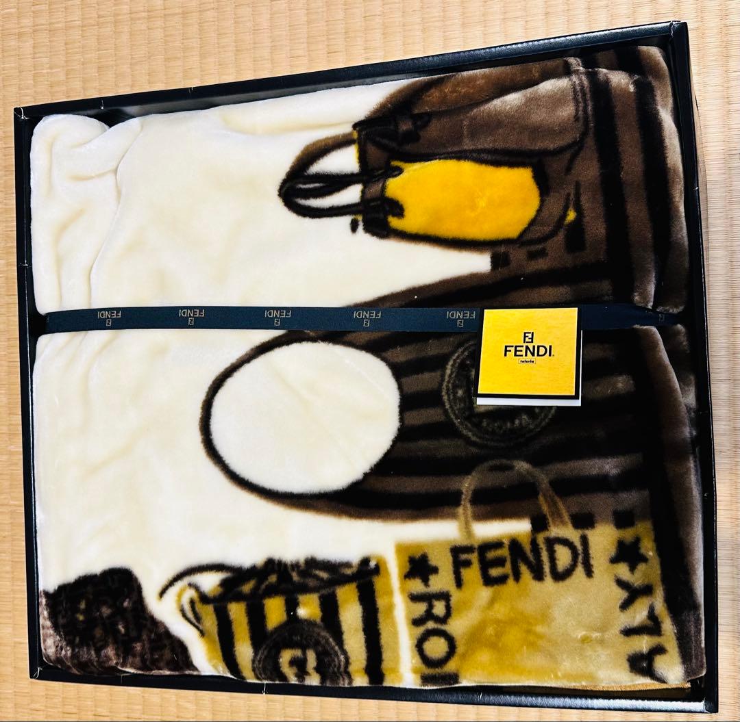 FENDI ニューマイヤーハーフ毛布 100x140cm