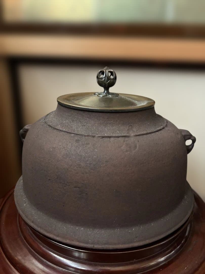 真形釜添唐銅朝鮮風炉