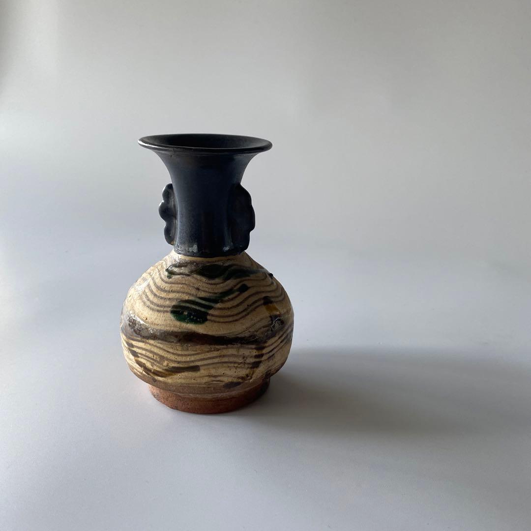 古唐津 唐津焼 岸岳系 花瓶 花器 花入れ 仏花瓶