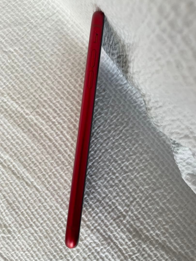 iPhone XR 64GB 82％ RED 本体　美品