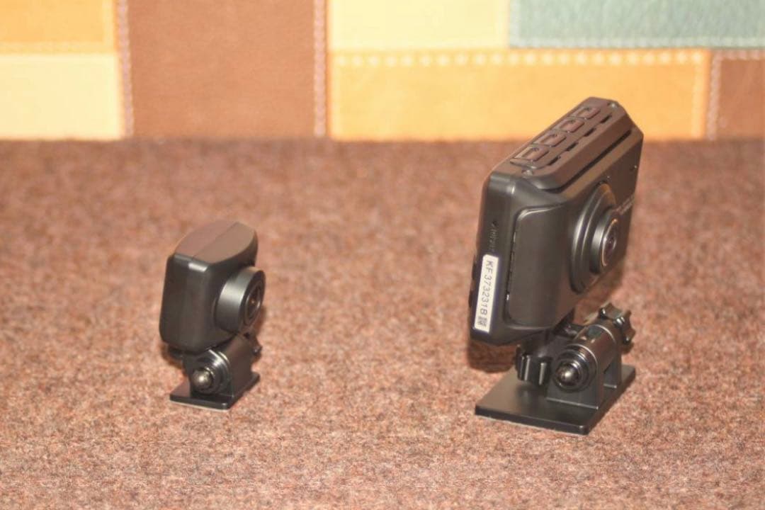 【みさん専用】コムテックZDR035　ドラレコ　前後カメラ