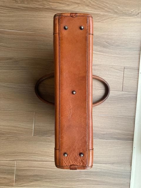 柏餅【状態良し】SLOW / スロー ビジネスバッグ 本革/レザー