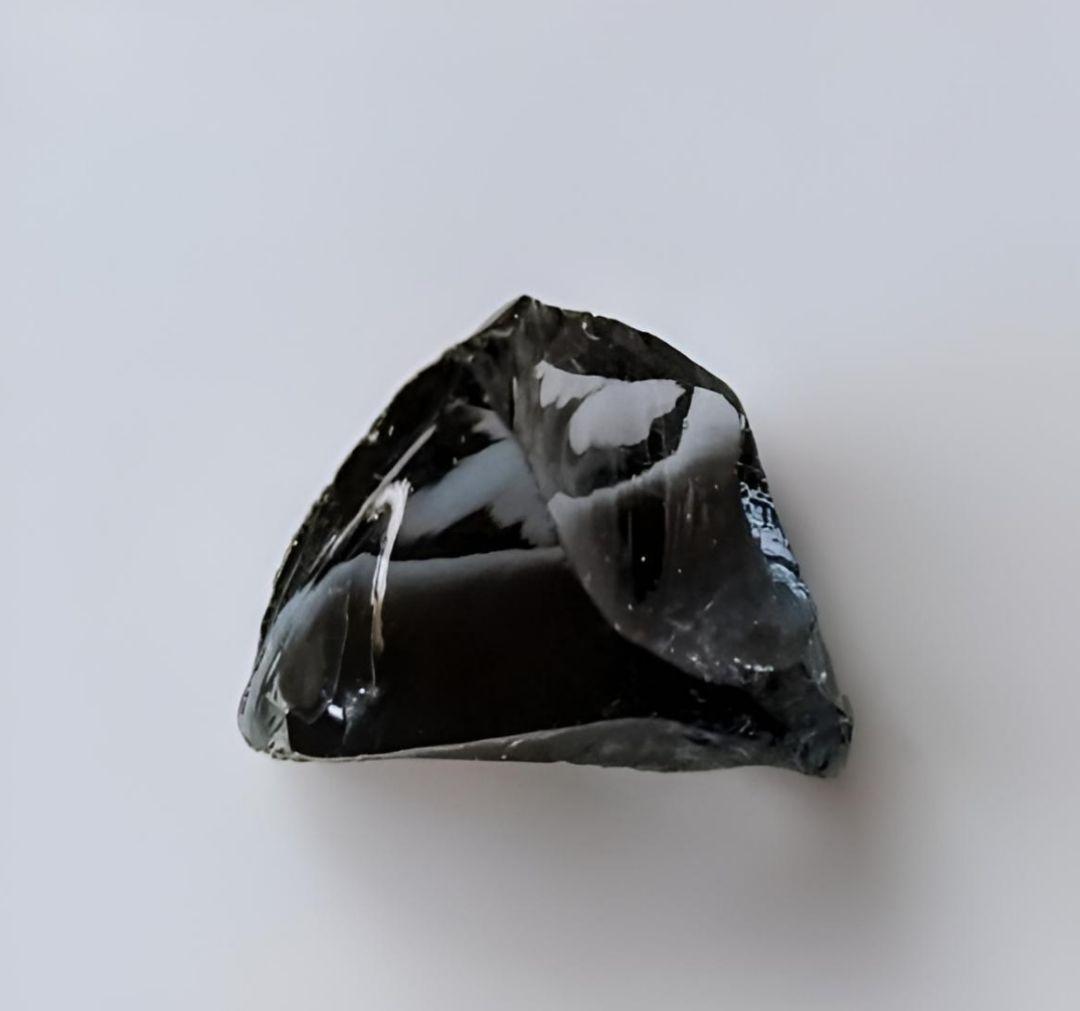 厚みしっかり 希少 レア アンダラクリスタル イスタリ 「光の守護」 原石